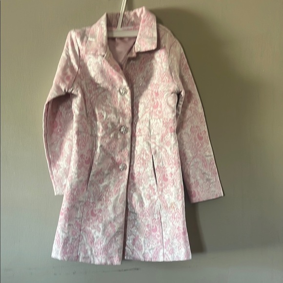 mary kate and ashley Other - Chic Pink and White Sparkling Coat